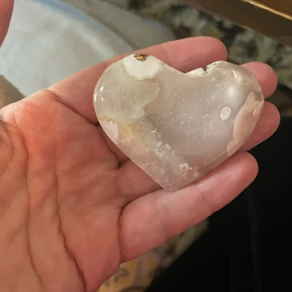 Heart-Shaped Flower Agate Stone - Picture 3 of 3
